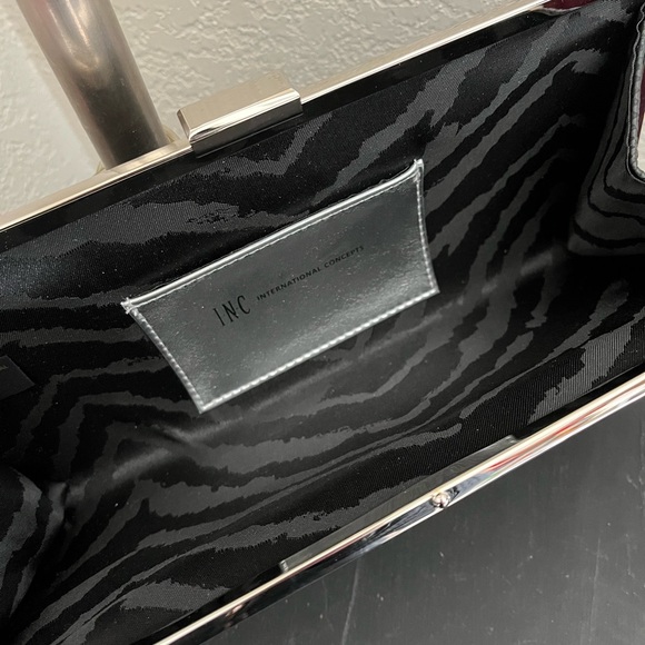 INC - Picture 3 of 3